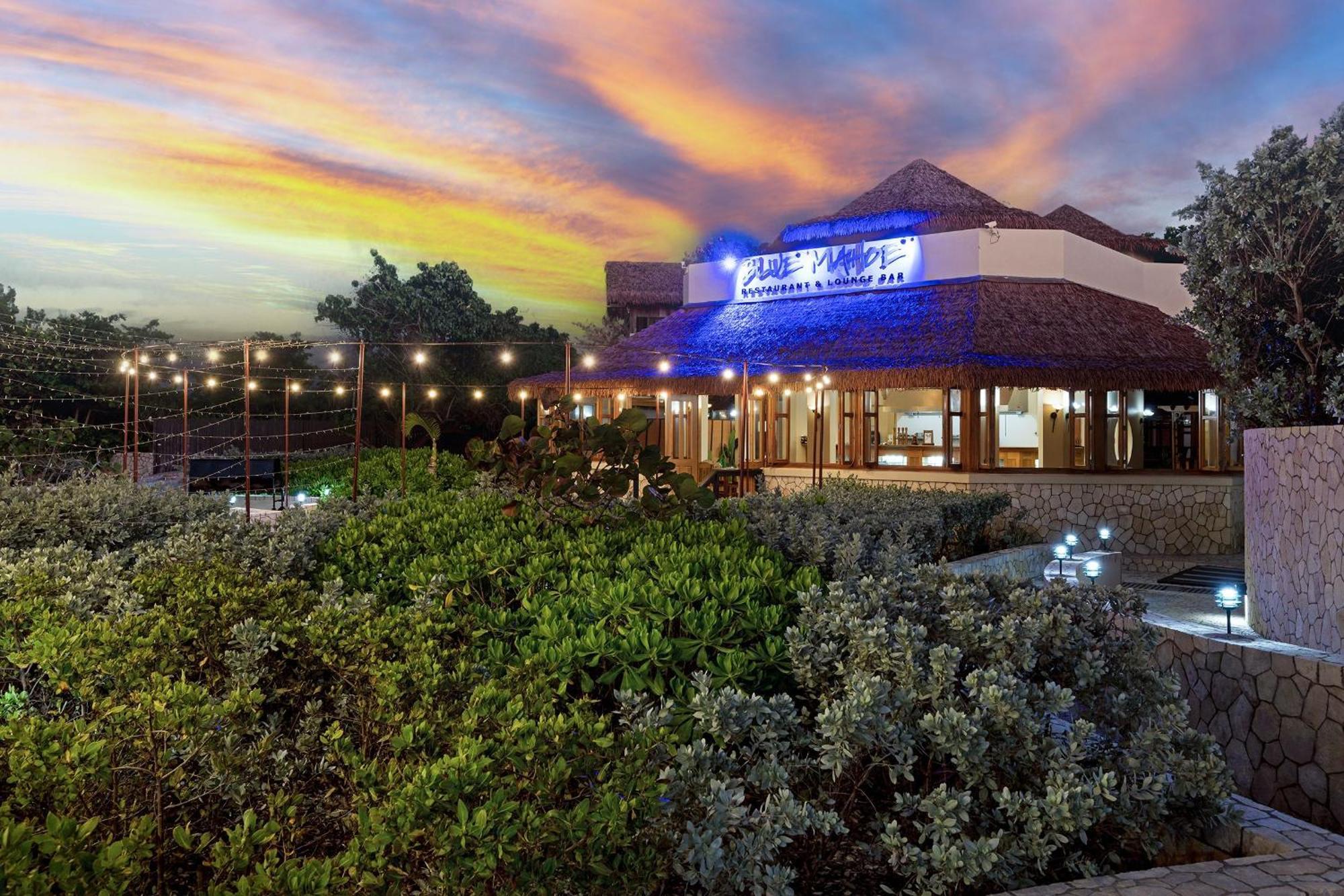 Ocean Cliff Hotel Negril Limited - Adults Only Zewnętrze zdjęcie