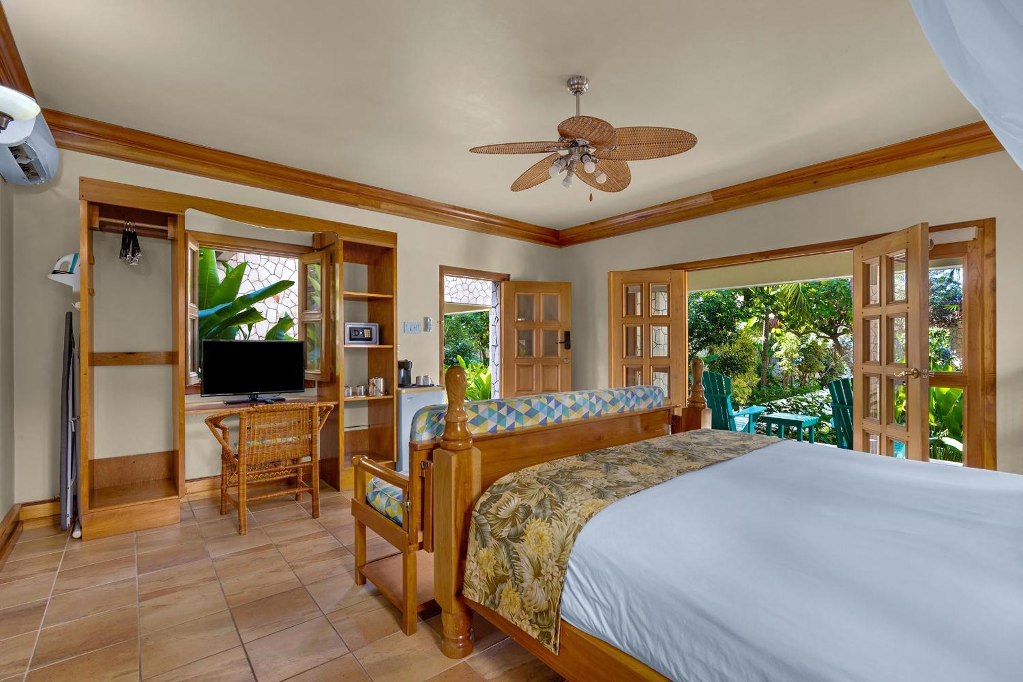Ocean Cliff Hotel Negril Limited - Adults Only Zewnętrze zdjęcie